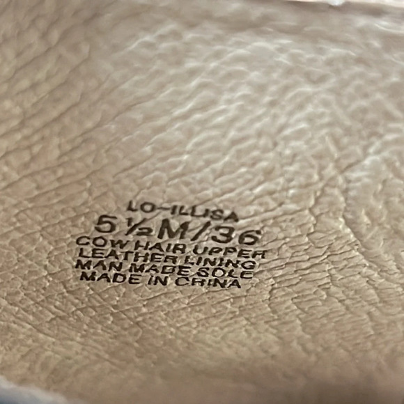 NEW Louise et Cie Illisa Leopard Peep Toe Bootie Heels Sz 5.5 - Picture 11 of 11